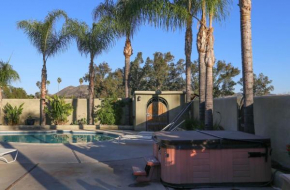 La Casita Poolside Retreat
